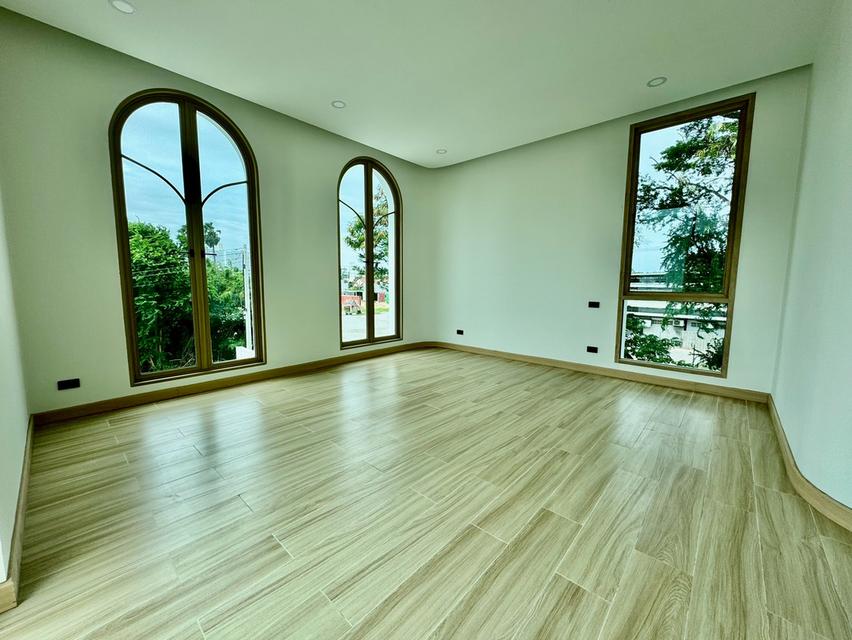 Brand New Pool Villa Pattaya For Sale  11