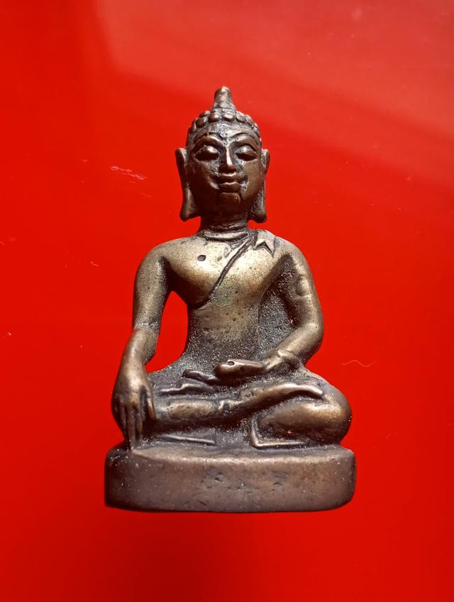 พระเชียงแสน เนื้อสำริด