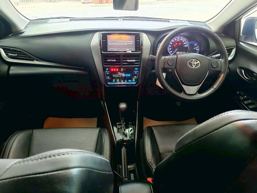 Toyota Yaris Ativ sport 2022 สีขาว รูปที่ 14