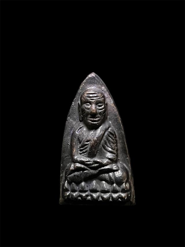 ปู่ทวดหลังเตารีด วัดในหาน ภูเก็ต รุ่นสร้างอุโบสถ ปี54 เนื้อโลหะผสม รับประกันแท้