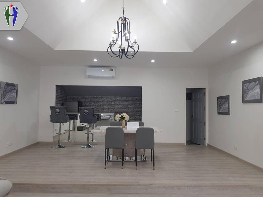 บ้านเดี่ยวพลูวิลล่าให้เช่าใกล้อ่างเก็บน้ำชากนอก 65,000 บาท  ขนาด 100 ตารางวา 4 ห้องนอน4 ห้องน้ำ  ภายในบ้านมาพร้อมกับ 	บิ๊วอินครัวพร้อมเครื่องดูดควัน 8