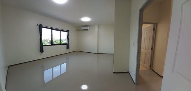 P34 ให้เช่าทาวน์โฮม 3 ชั้น ดีไลท์อารียา ซอยลาดปลาเค้า72  9
