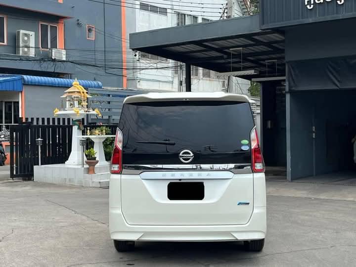 ขายต่อ Nissan Serena 5