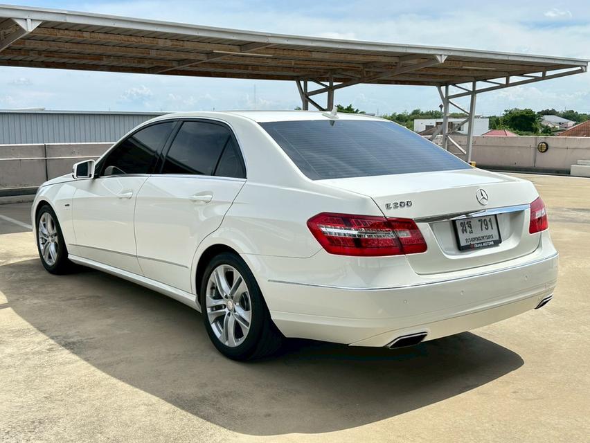 MERCEDES-BENZ E200 CGI Saloon (W212)1.8L Turbo 7G-Tronic BlueEfficiency 8