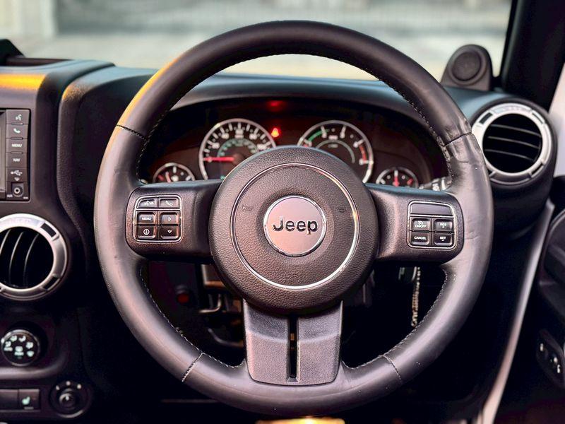 Jeep Wrangler Sahara 2.8 Crd ดีเซล 4wd Overland unlimited ปี 2014