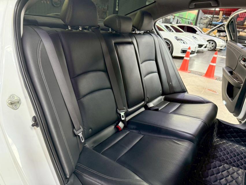 HONDA ACCORD 2.0 EL i-VTEC ปี 2014 14