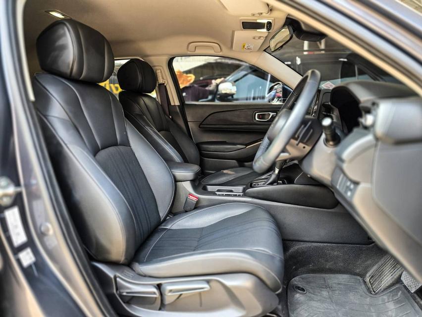 Honda HR-V e:HEV 1.5E 2023 รถสวยมาก ใหม่เอี่ยม  3