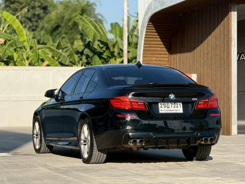 BMW SERIES 5, 528i M SPORTโฉม F10 ปี10-17 สีดำ เกียร์ออโต้ เครื่องเบนซิน M Sport LCi ปี 15 แท้ ปี2015(เลขไมล์ 154,745 km.) รูปที่ 6