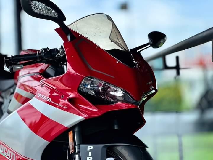 DUCATI PANIGALE 959 2