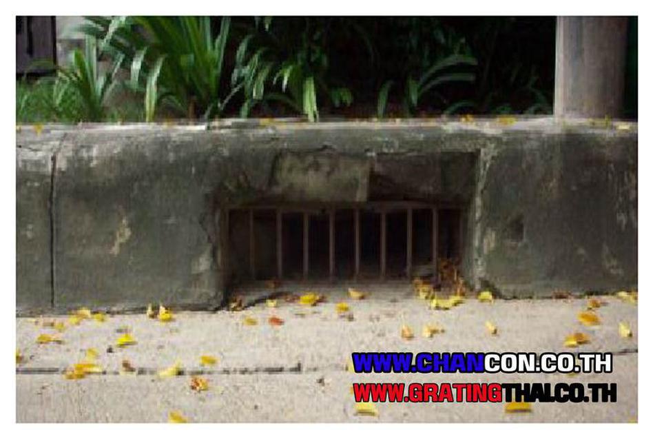 Curbed Drainage Grating Scupper ตะแกรงดักขยะด้านข้างฟุตบาท