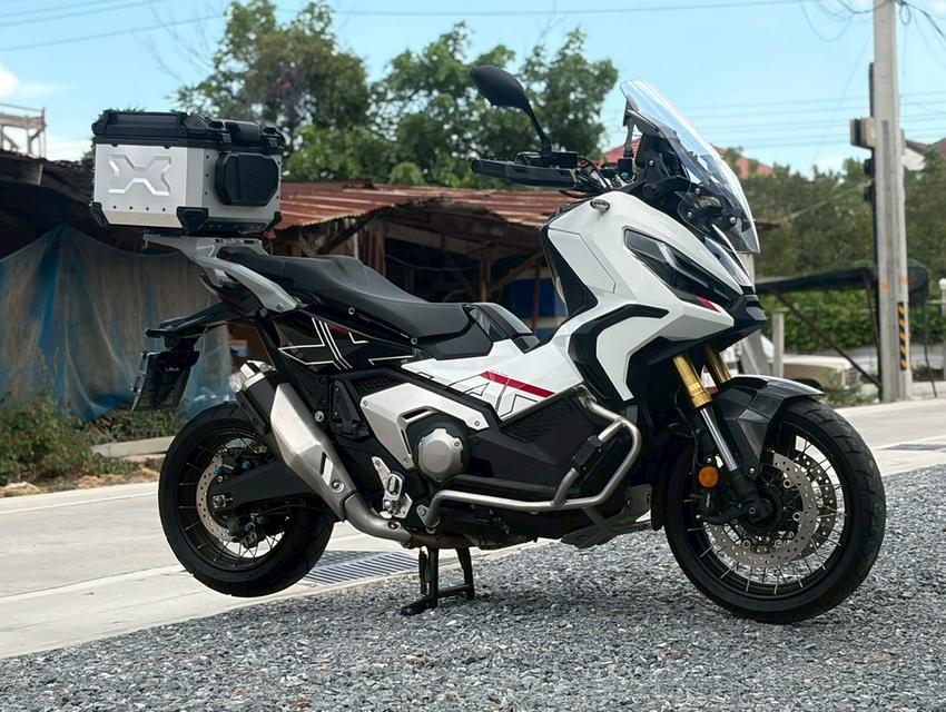Honda X-adv750 TFT ปี 2022 ขาวพิเศษ