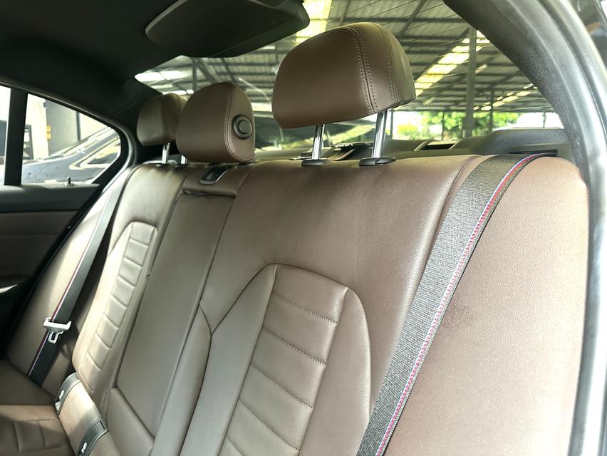 BMW 330e Plug-in Hybrid M Sport ปี2024 เลขไมล์ 15,xxx km 15