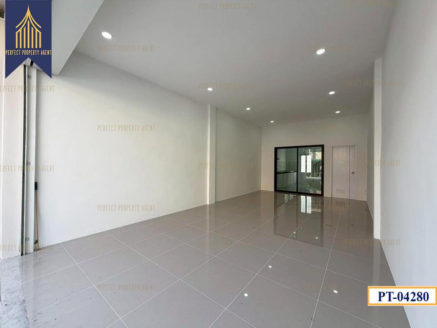 ขาย ตึกแถวริมถนน นนทบุรี ตรงข้ามกองสลาก สนามบินน้ำ ทำเลดี ค้าขายได้ 3