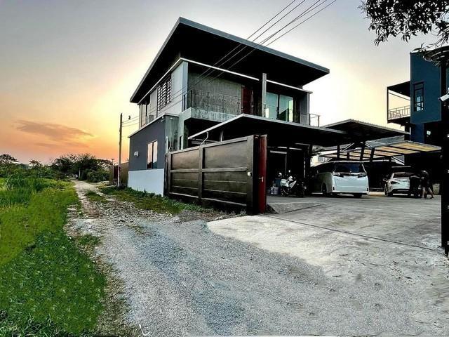 MHR85 รวม 3 หลังในพื้นที่ 312 ตร.ว.! ให้เช่าโฮมออฟฟิศ/โรงงานขนาดเล็ก บางบัวทอง-ไทรน้อย จดทะเบียนบริษัทได้ แอร์ 9 เครื่อง 1