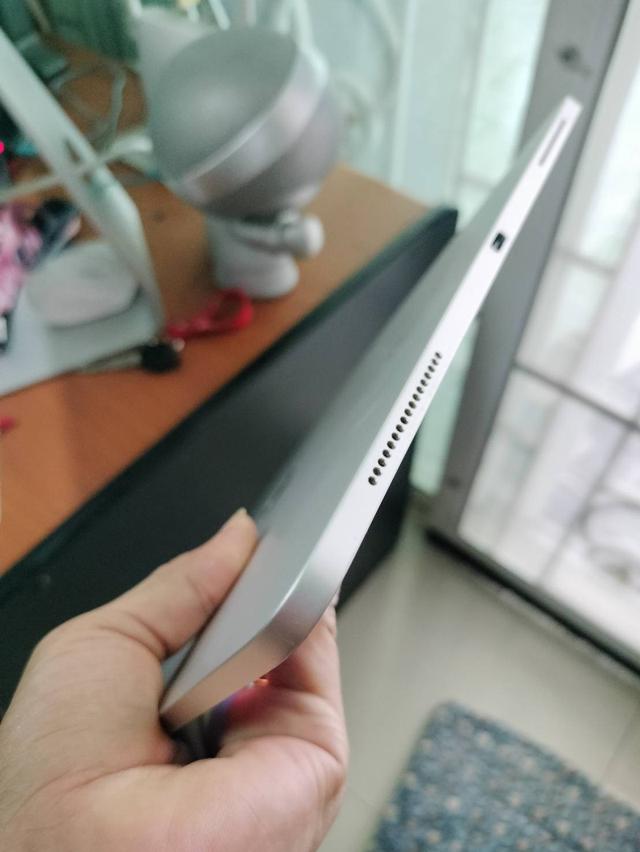 IPAD PRO ขนาด 12.9 นิ้ว จอใหญ่ รุ่น3 256GB ไวไฟ ราคา 9,900 บาท ของใช้เอง นัดดูสินค้าได้เมกาบางนา