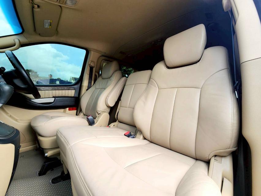 Hyundai Grand Starex 2.5Vip ปี16 11