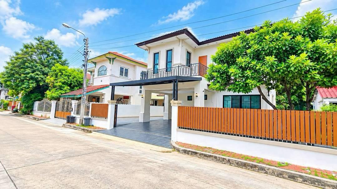 หมู่บ้านชัยพฤกษ์ ถนนวัดลาดปลาดุกบ้านเดี่ยว 2 ชั้น  ตกแต่งใหม่ ซอยวัดลาดปลาดุก มีพื้นที่เยอะ  ราคาจับต้องได้ 19