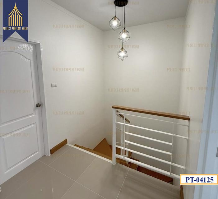 ขาย ทาวน์เฮ้าส์ ไอลีฟ ทาวน์ 4 ห้องนอน ประชาอุทิศ 15