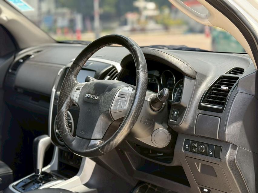 Isuzu MU-X 1.9 dvd ปี19 10