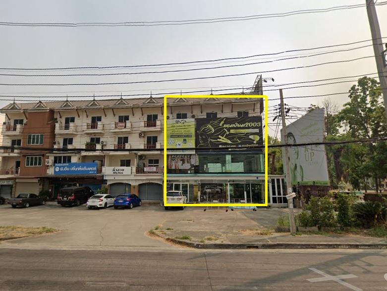 ขายถูกอาคารพาณิชย์ 4ชั้น 3คูหาติดกัน ติดถนนสมโภช700ปี ตรงข้ามโลตัสรวมโชค เมืองเชียงใหม่. 1