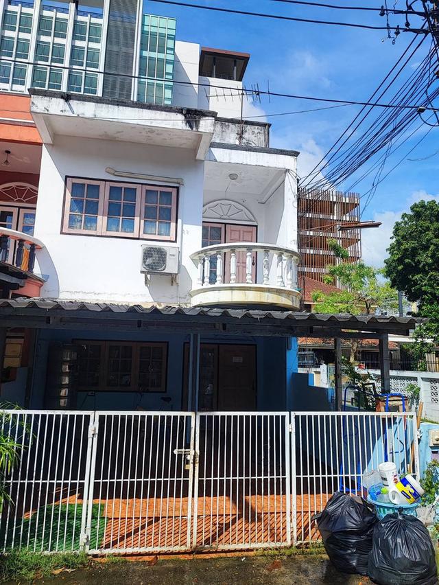 🏡 ทาวน์โฮมสองชั้นในทำเลเศรษฐกิจ ใกล้รพ.สวนดอก #เมืองเชียงใหม่ ราคาเพียง 10,000 บาท/เดือน ✨ 清迈两层联排别墅出租 2 卧室 2 卫生间 – 租金 10,000 泰铢/月 ✨ 1