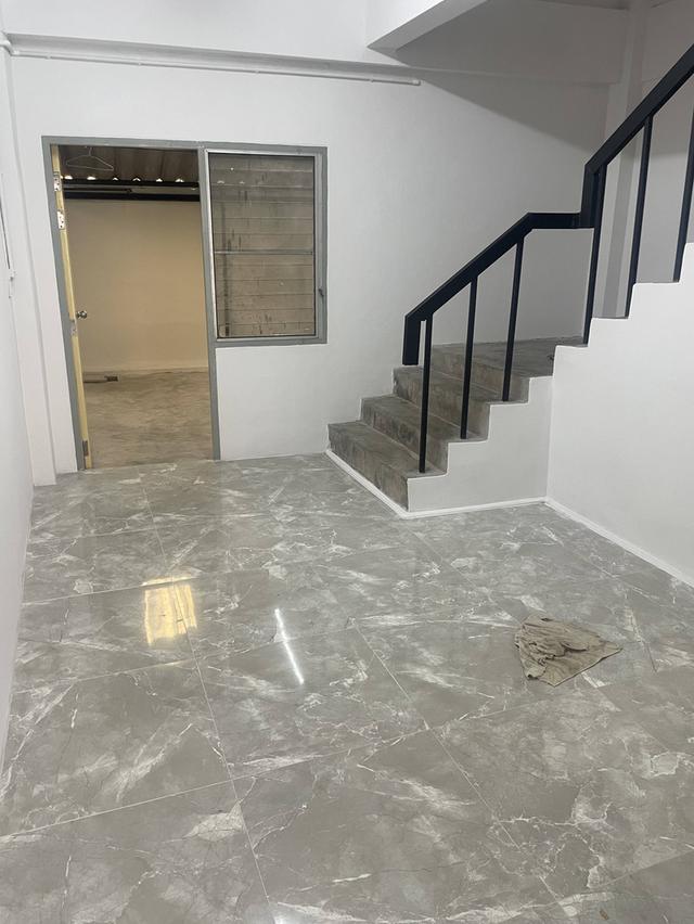 ให้เช่าอาคารพาณิชย์ ตึก 5 ชั้น  หมู่บ้านทรัพย์บุญชัย ปากซอยทรัพย์บุญชัย 21 จ.สมุทรปราการ 5