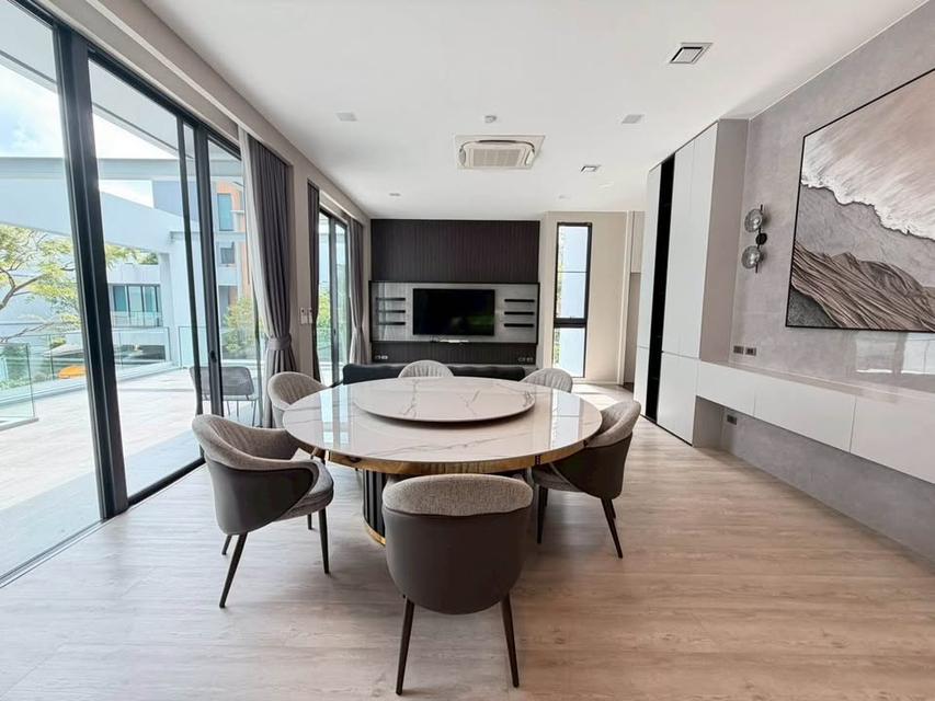 ให้เช่าบ้านเดี่ยวหรู | VIVE 2 กรุงเทพกรีฑา | ใกล้โรงเรียนนานาชาติ  บ้านเดี่ยวระดับ Luxury ในโครงการ VIVE 2 กรุงเทพกรีฑา โครงการส่วนตัว 6