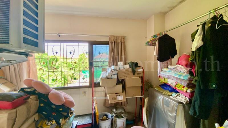 ทาวน์เฮ้าส์ บัวทองธานี ถนนกาญจนาภิเษก ทำเลดี เดินทางสะดวก 11