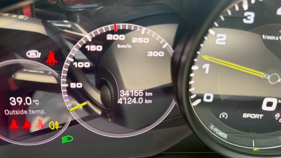 รหัสรถ KPV53 2022 PORSCHE PANAMERA 4 E-Hybrid รูปที่ 8