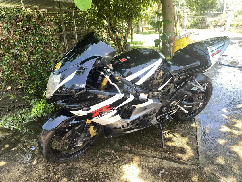Suzuki GSX r1000 2