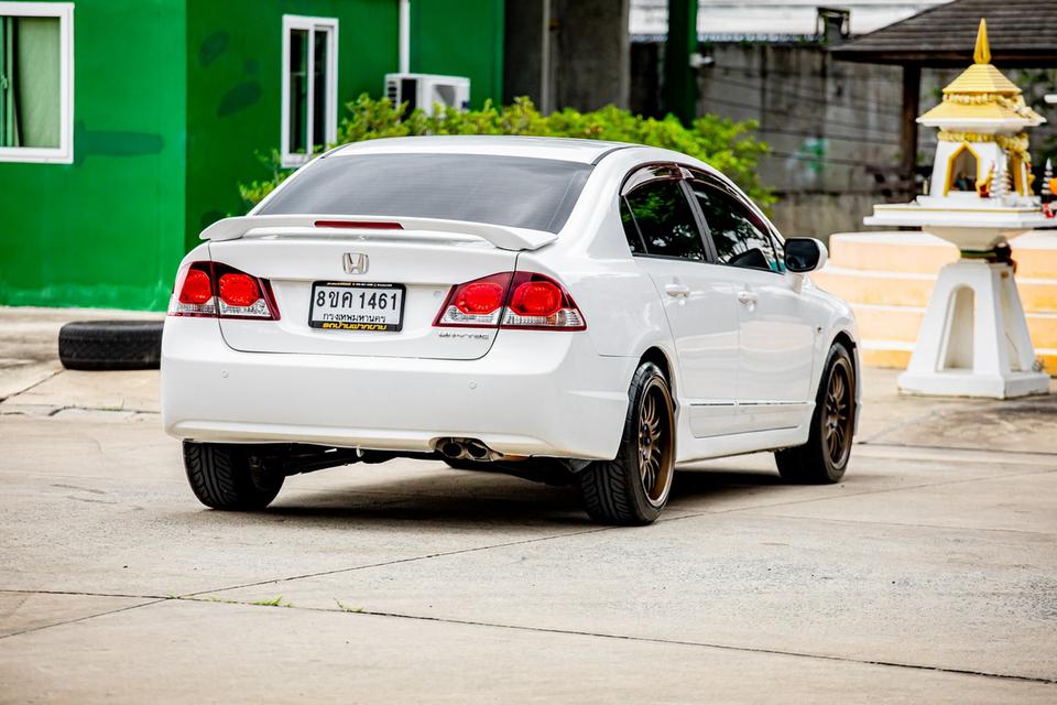 #Honda #Civic FD MNC 1.8 S ปี 2010 สีขาวรถบ้านสวย บอดี้เดิม ไม่เคยชนหนัก ไมล์ 162,211 กม. ดูแลดี เปลี่ยนถ่ายของเหลวตามระยะ เครื่องยนต์-เกียร์สมบูรณ์ รูปที่ 6