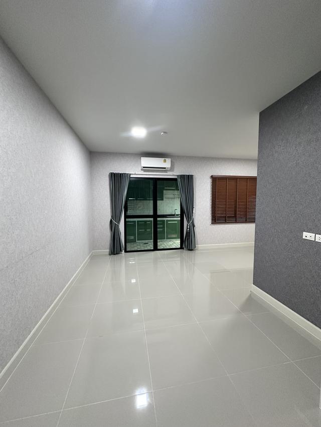 ขายด่วน ทาวน์โฮมสิริเพลส พหลโยธิน52 ใกล้รถไฟฟ้า สายสีเขียว สถานีสะพานใหม่ (โซนหน้าสวน) 10