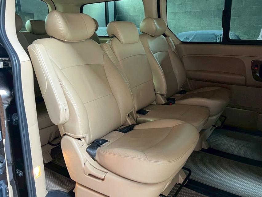 Hyundai H-1 2.5 ดีเซล delux ปี 2019 วิ่ง 80000 KM. 10