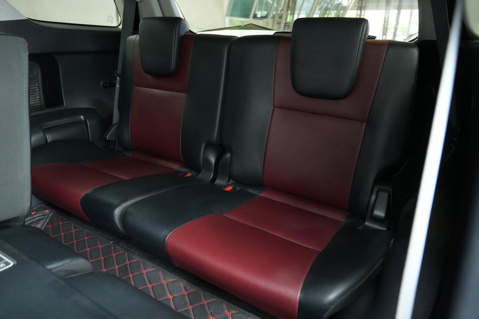 2016 TOYOTA FORTUNER 2.8 TRD Sportivo 4WD  สีขาว ไมล์ 137087 กม. 16