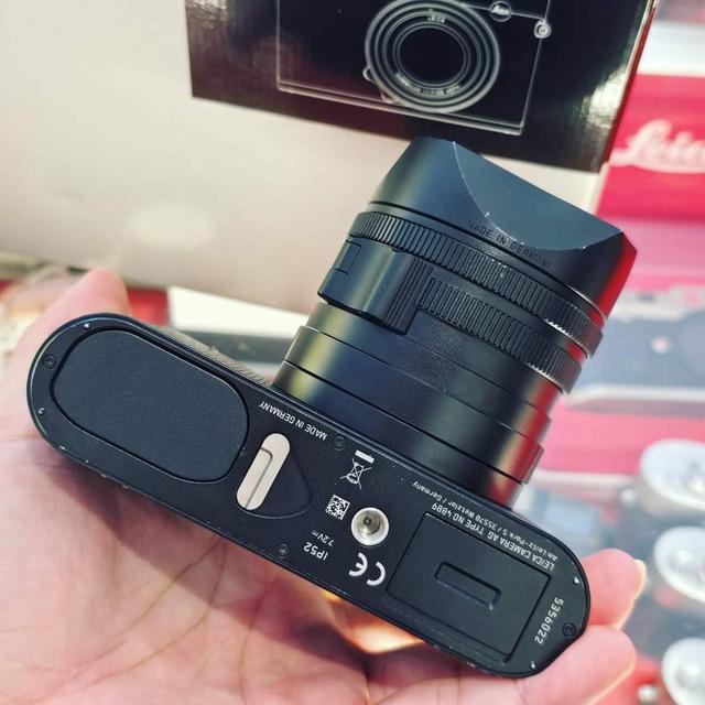 ขายกล้อง Leica Q2 3