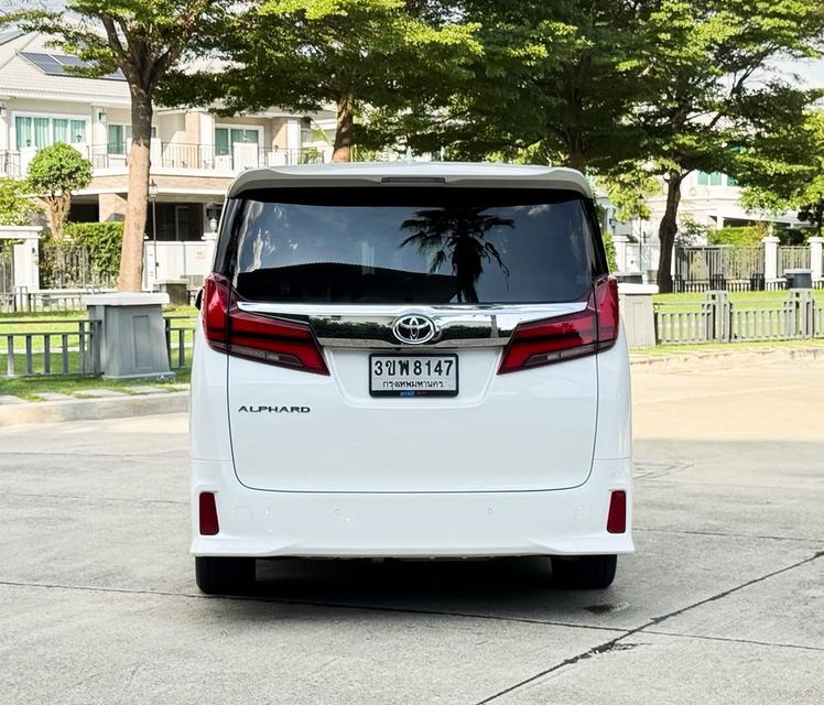 Toyota Alphard 2.5 SC Package ปี 2022 สีขาว ประวัติครบ Top สุด ออฟชั่นเต็ม ราคาดีมาก รูปที่ 5