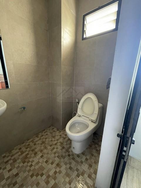 ให้เช่า โฮมออฟฟิศ Home Office  โกดัง 4.5 ชั้น วิภาวดีรังสิต 20 รัชดา19 ใกล้ MRT ลาดพร้าว และ รัชดาภิเษก 9