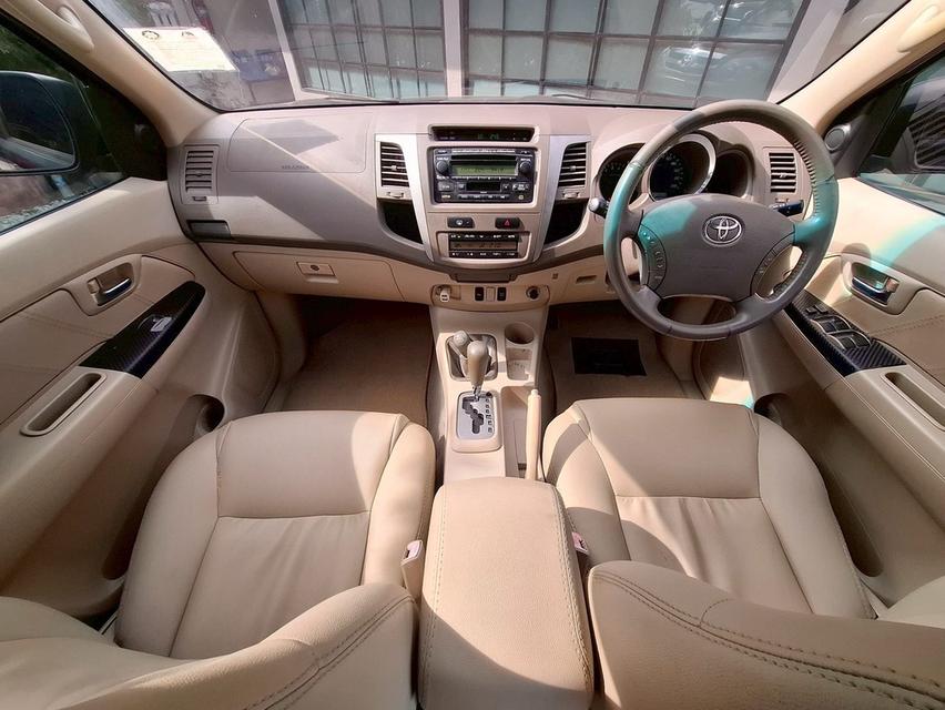 รหัสรถ KN7738 TOYOTA FORTUNER 2.7 V ปี05 LPG 9