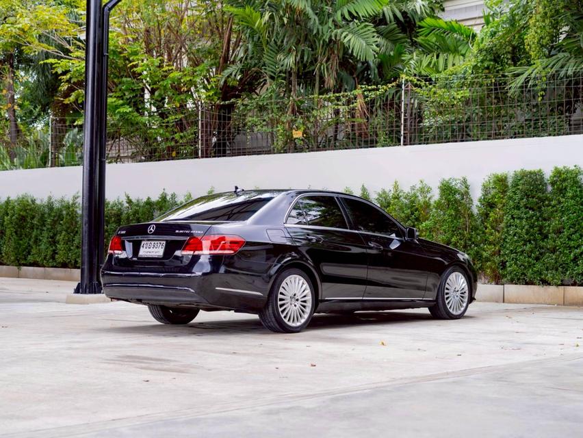 Mercedes-Benz E300 2.1 Exclusive Bluetec Hybrid (W212)  ปี 2014 จด 2017 4