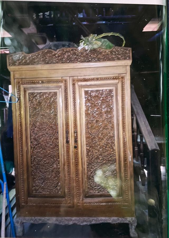 ตู้ไม้สักทอง ฉลุลายไม้สวยมากขนาด 80X180X200 cm รูปที่ 2