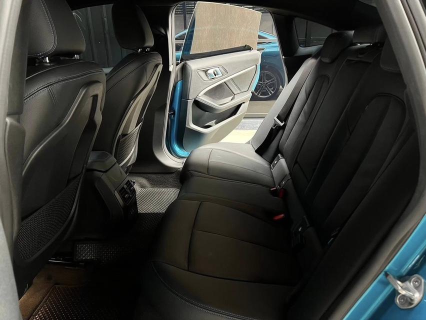 BMW 220i 2.0 Gran M Sport Sedan 10