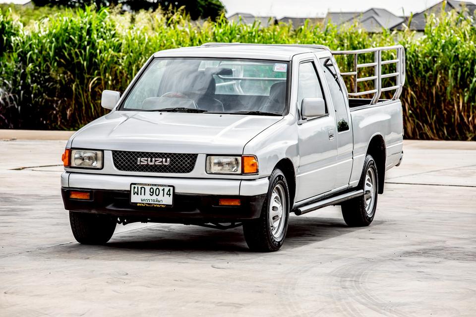 Isuzu Space Cab 2.5L ดีเซล ปี 1993 สีเทา เกียร์ธรรดา 