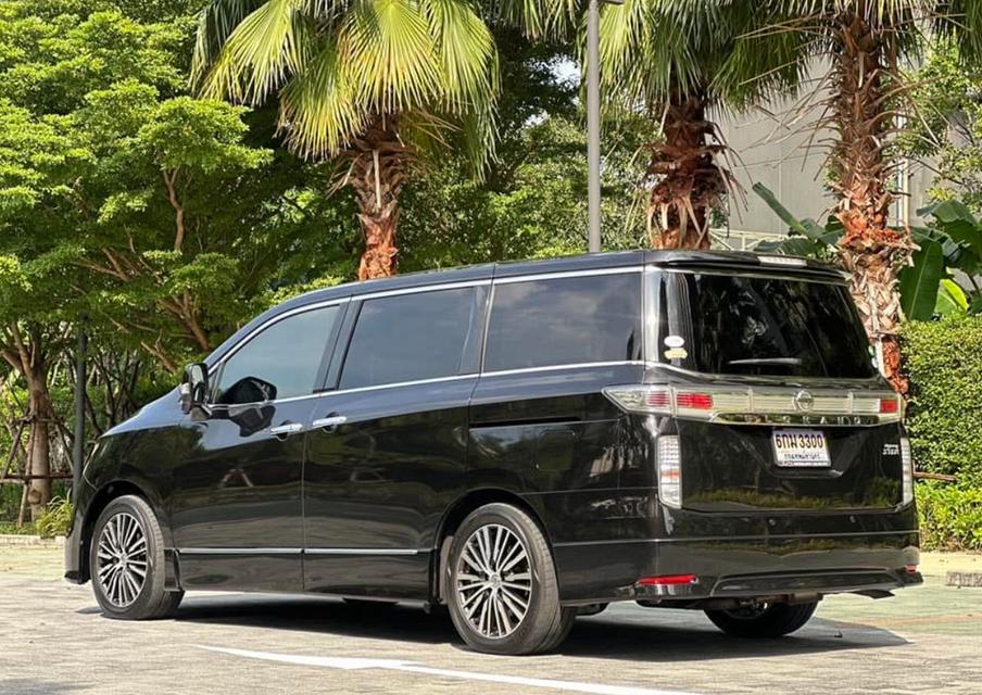 ขายรถ Nissan Elgrand High-Way Star Top 2015 4