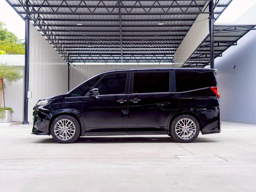 Toyota Noah 1.8 Hybrid X ปี 2024 6