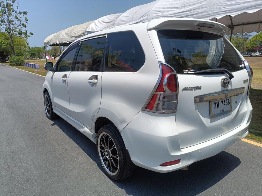 โตโยต้า​ อแวนซ่าListed items  Registration date: August 9, 2012  Registration number KP 7468  Phuket Province  Type: Passenger car with a capacity of รูปที่ 3