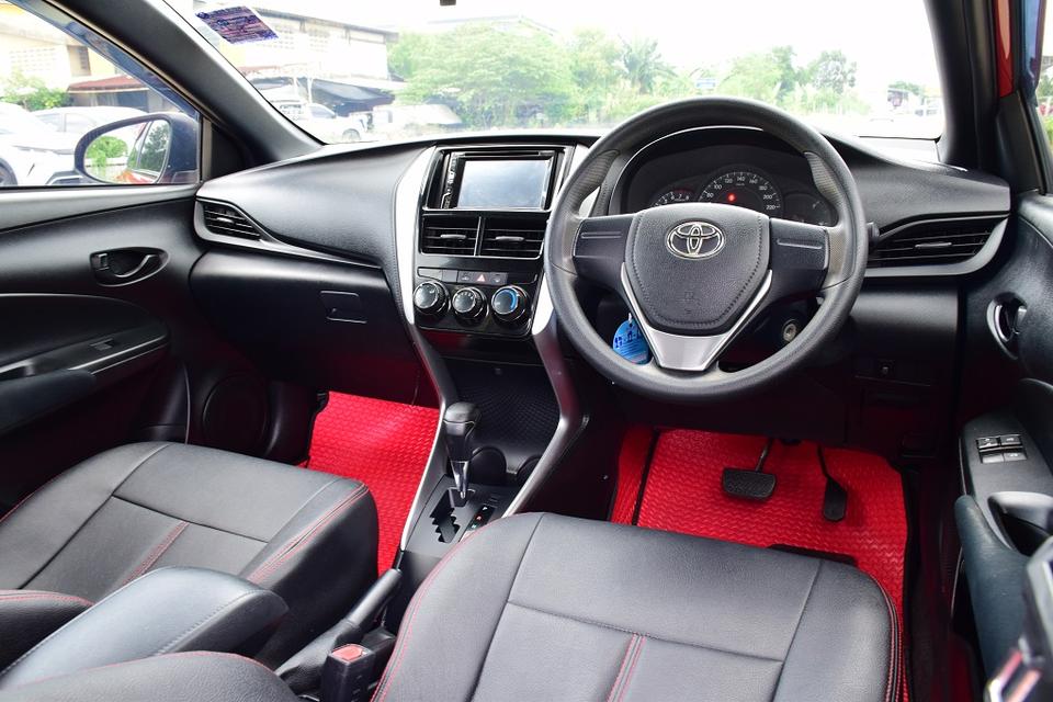 ขับดีมาก ฟรีดาวน์ TOYOTA YARIS 1.2J เกียร์ออโต้ เบาะหนังจอ ทัสกรีน ABS USB AIRBAG รีโมท กล้องถอยหลังครบ ประหยัดน้ำมันพร้อมเดินทางไกล โทร0957401229 รูปที่ 7