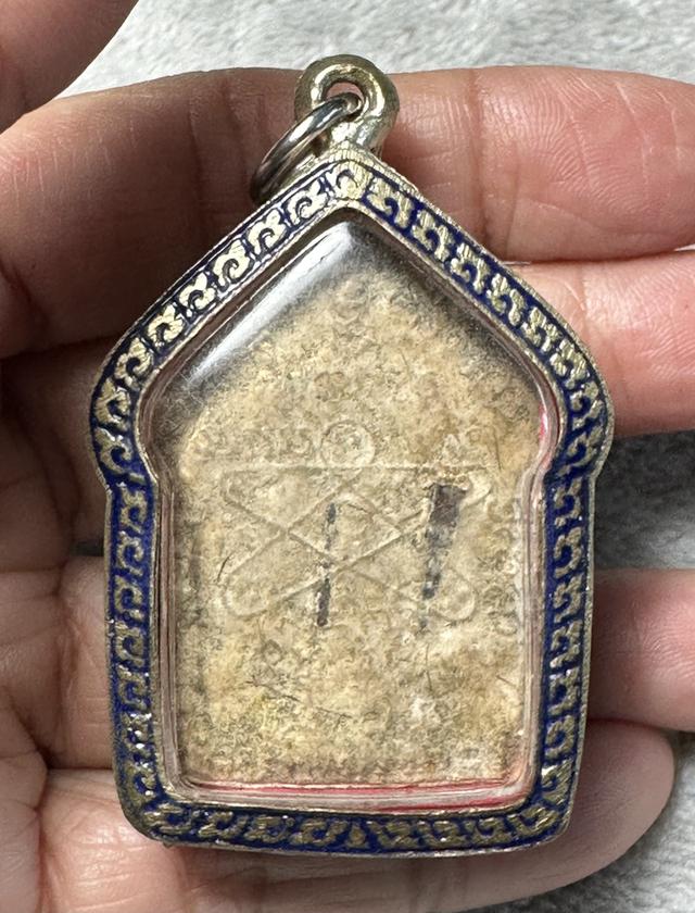 พระผงขุนแผน หลังตะกรุด พร้อมตลับ รูปที่ 2