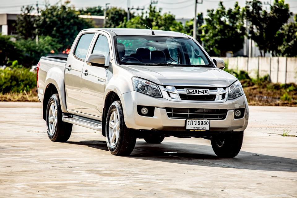 Isuzu D-Max Hi-Lander Cab4 2.5 VGS Z ท๊อป ปี 2013 เกียร์ธรรมดา 4 ประตู มือเดียวป้ายแดง 3