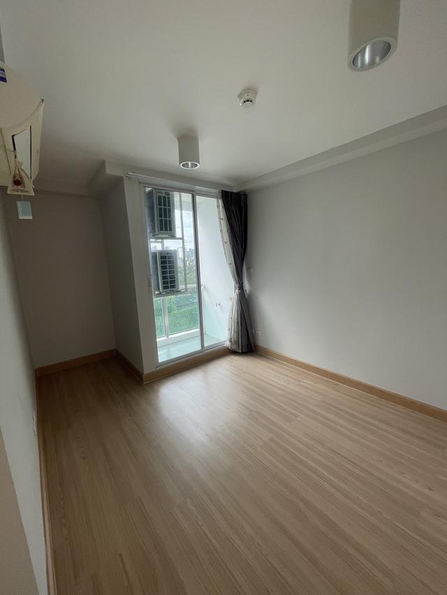 คอนโด ชาโตว์ อินทาวสกายมูน 8