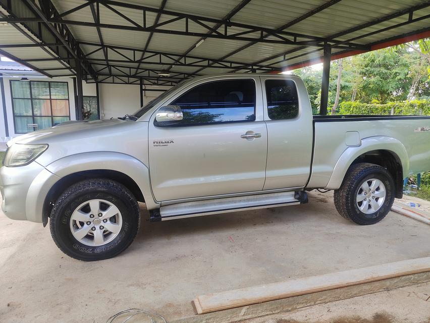 Toyota Vigo Champ prerunner 2.5E 3